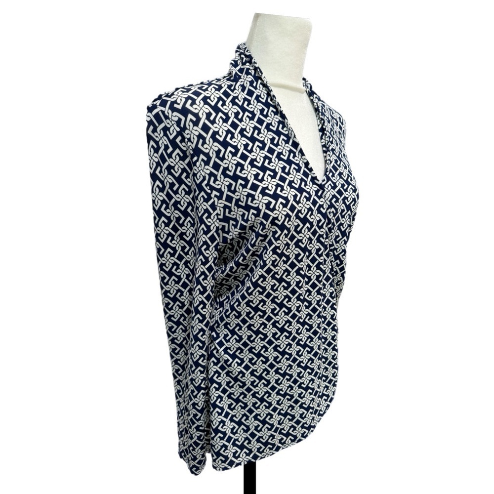 TALBOTS Coastal Navy White Wrap Blouse 3/4 Sleeve V Neck Top Sz S 6 Stretchy - Picture 6 of 11